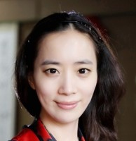 郑奕 照片