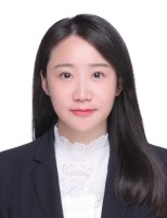 周雯 照片
