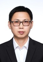 邹志强 照片