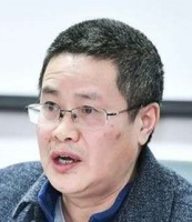 邹诗鹏 照片