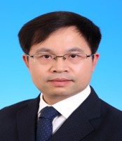 钟金龙 照片