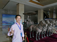 曾令兴 照片