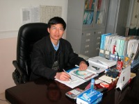 关雄 照片