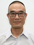 易志刚 照片