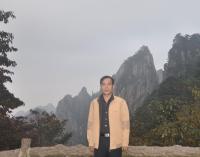 伍世代 照片