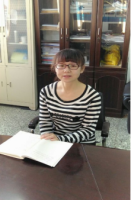 李 丽 照片