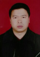 李伟 照片