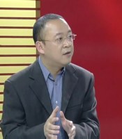 游上 照片