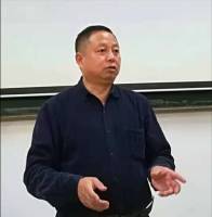 李德龙 照片