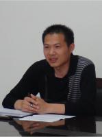 牛向阳 照片