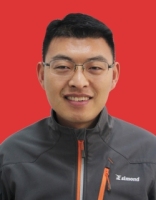 鞠鲁峰 照片