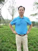 张坤 照片