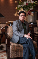 陈礼忠 照片