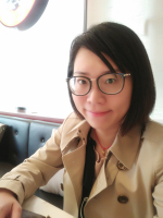 陈育栎 照片