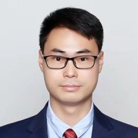邓辉 照片
