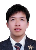 黄炜 照片