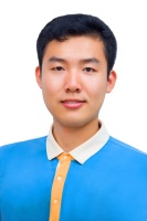 林霄 照片