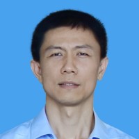 李新雄 照片