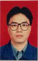吴陵 照片