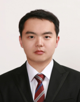 王亚雄 照片