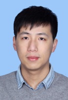 严锴 照片