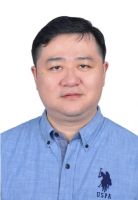 张岑 照片
