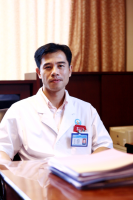 黄文辉 照片