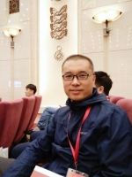 王辉 照片