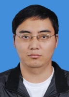 刘小龙 照片