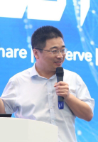 李德洗 照片