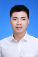 莫龙炯 照片