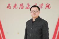 周飞 照片