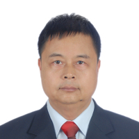 方岩雄 照片