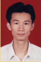 屠宇 照片
