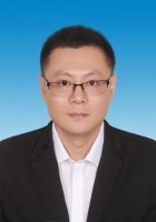 张博 照片