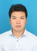 吕文刚 照片