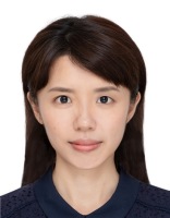 李滢 照片