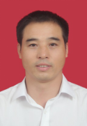 尹启华 照片