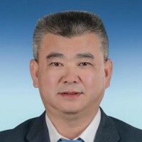 罗辉 照片