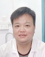 洪远志 照片