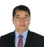 李世鹏 照片