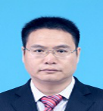 彭俊 照片