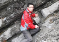 陈宏毅 照片
