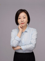 邱美云 照片