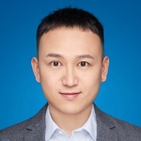 马腾臻 照片