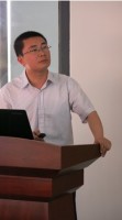 于爱忠 照片