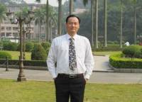 高英俊 照片