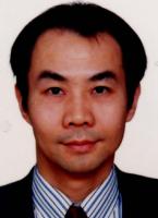 何江 照片