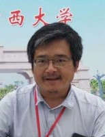 卫立夏 照片