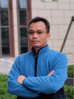 李伟钊 照片